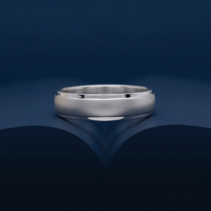 14K White Gold Wedding Band