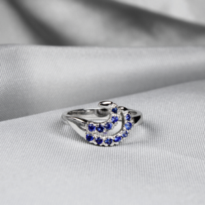 Ceylon Sapphire Wave Ring